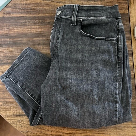 Black high rise skinny jeans - Picture 1 of 3